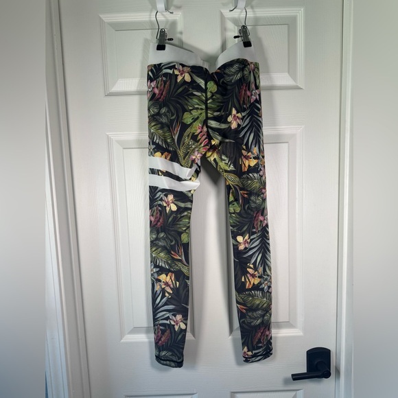 Stronger Label Vietnam Tropical Leggings Mid Rise Athletic Womens Size Small - Picture 5 of 6